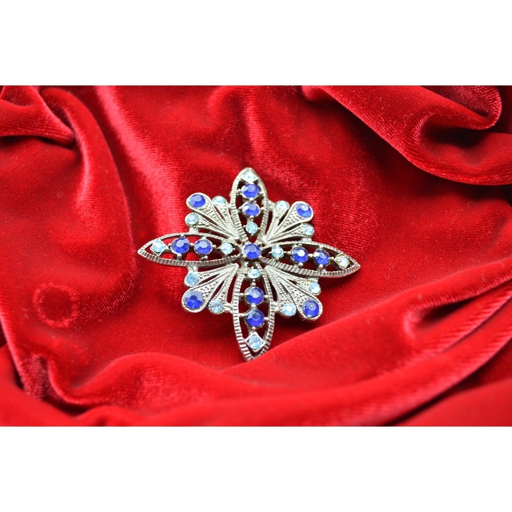 Antique Silver Tone Blue Rhinestone Starburst Brooch Filigree Snowflake Pin 2in